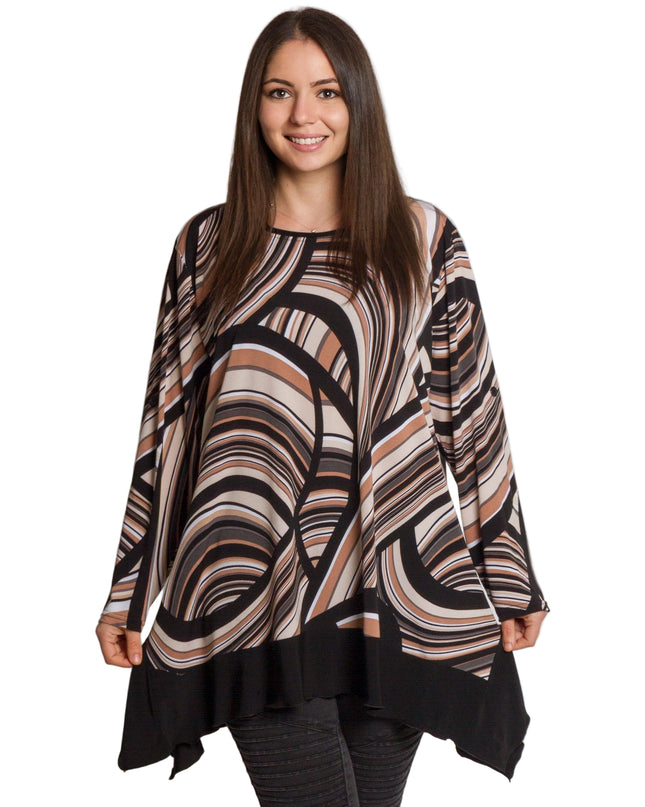 Дълга разкроена многоцветна туника в големи размери