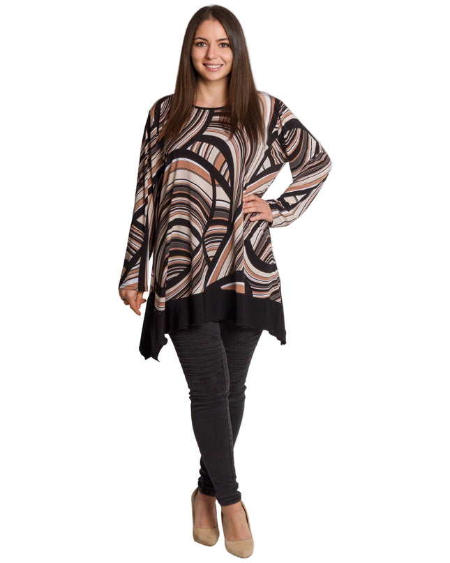 Дълга разкроена многоцветна туника в големи размери