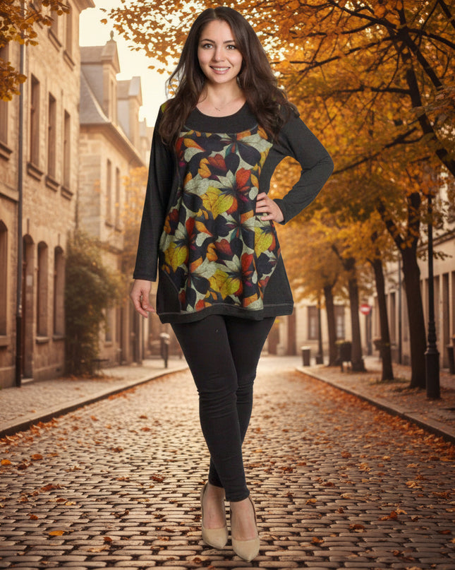 Тъмносива туника с цветен принт и свободна кройка