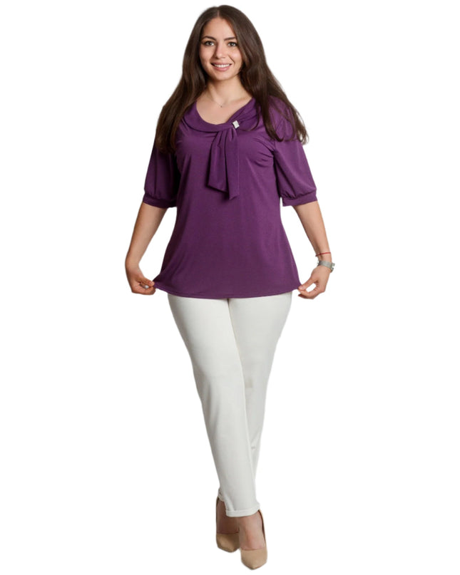 Лилава туника със свободна кройка и декоративен акцент