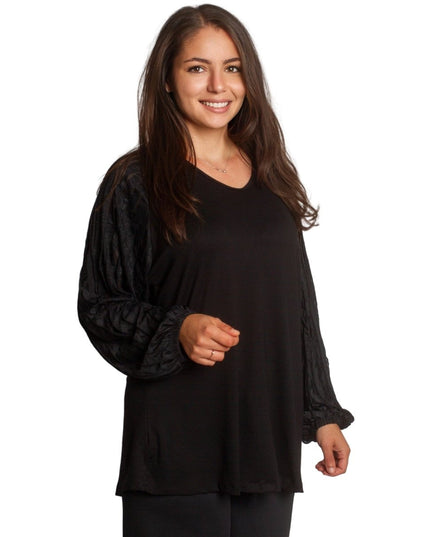 Черна свободна туника с ефирни ръкави и V - образно деколте - Maxi Market