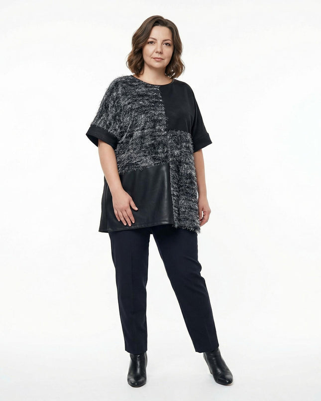 Елегантна черна туника с релефна текстура и кожен панел