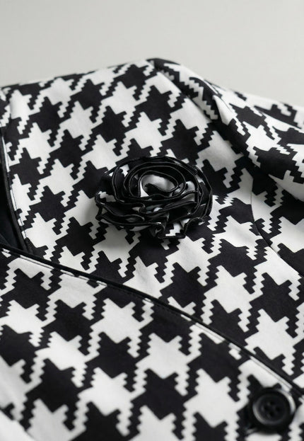 Официално дамско сако в пепит с роза и подплата