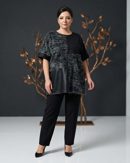 Елегантна черна туника с релефна текстура и кожен панел