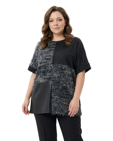 Елегантна черна туника с релефна текстура и кожен панел