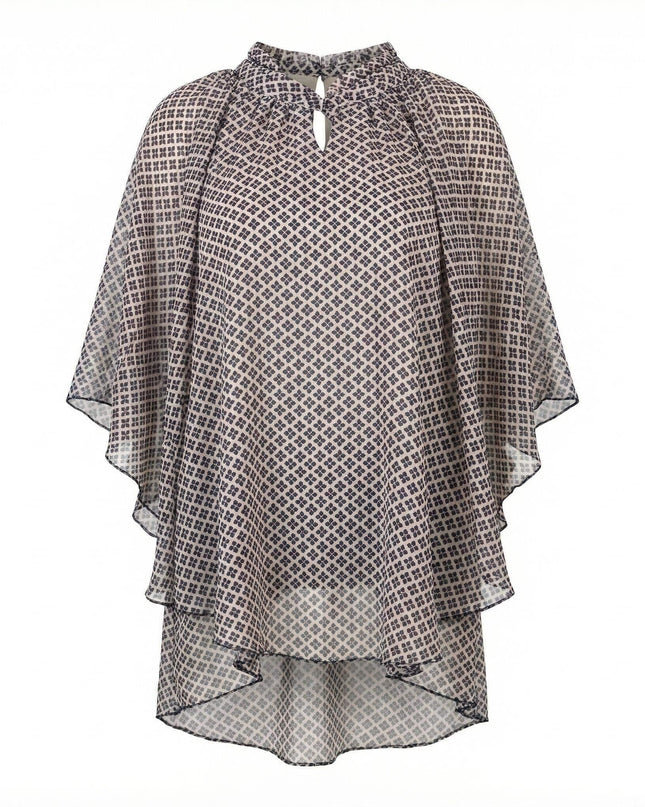 Ефирна шифонена туника с геометричен принт и пончо ефект в големи размери, заснета отпред на бял фон. Моделът е в бежови и кафяви нюанси с вълнообразен подгъв.