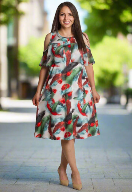 Многоцветна рокля с отворени рамене и ефирен волан - Maxi Market