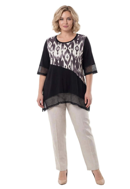 Официална черна макси туника с абстрактен принт и мрежести детайли, показана отпред в цял ръст на бял фон.