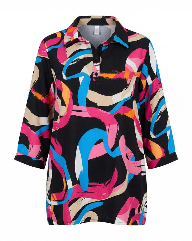 Официална дамска макси риза с шарен десен и широки ръкави, заснета на бял фон.