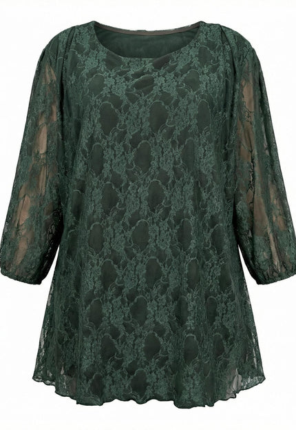 Официална дантелена туника в масленозелен цвят с флорални мотиви и прозрачни 7/8 ръкави, заснета фронтално на бял фон.