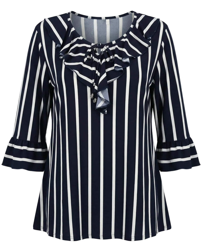 Официална макси туника на вертикално райе с декоративно деколте с къдри и връзки, 7/8 ръкав с волани, заснета на бял фон