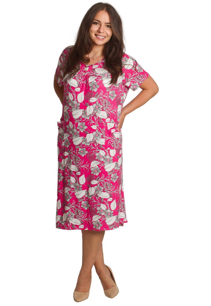 Права рокля с джобчета и цветен десен в розов цвят - Maxi Market