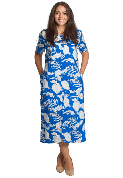 Синя рокля на листа с джобчета и V - деколте в големи размери - Maxi Market