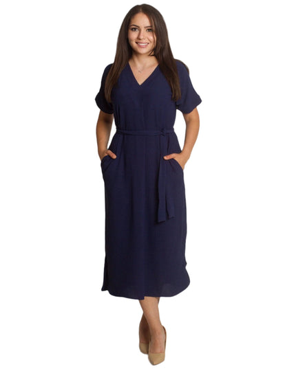 Тъмносиня права рокля с V - деколте и коланче в макси размери - Maxi Market