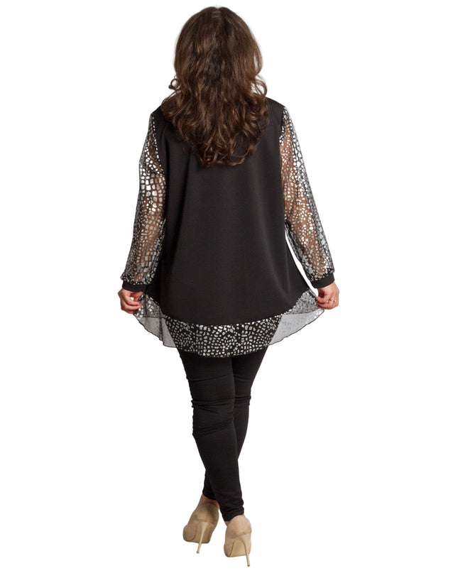 Елегантна черна туника с прозрачни ръкави и сребрист принт