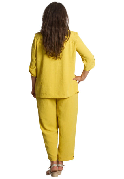 Жълта риза с V - образно деколте и декоративни копчета - Maxi Market